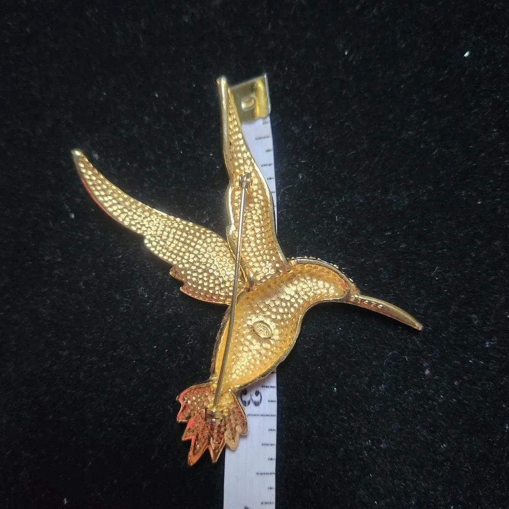 Sphinx  Hummingbird Brooch Gold‎ Tone Rhinestone Enamel Bird  Red Blue Green